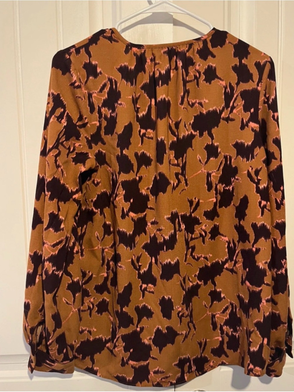 Nine West Tan, Black & Pink Abstract Button-Front Blouse - Picture 2 of 3
